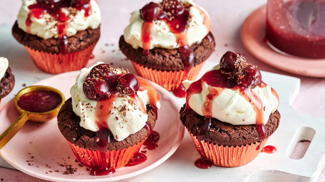 Utterly irresistible Black Forest Cupcakes | New Idea