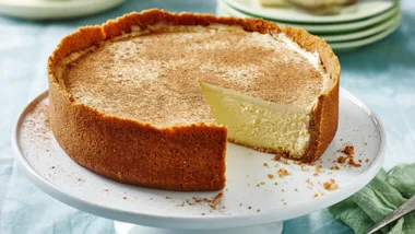 Baked Bistro Cheesecake with Sour Cream