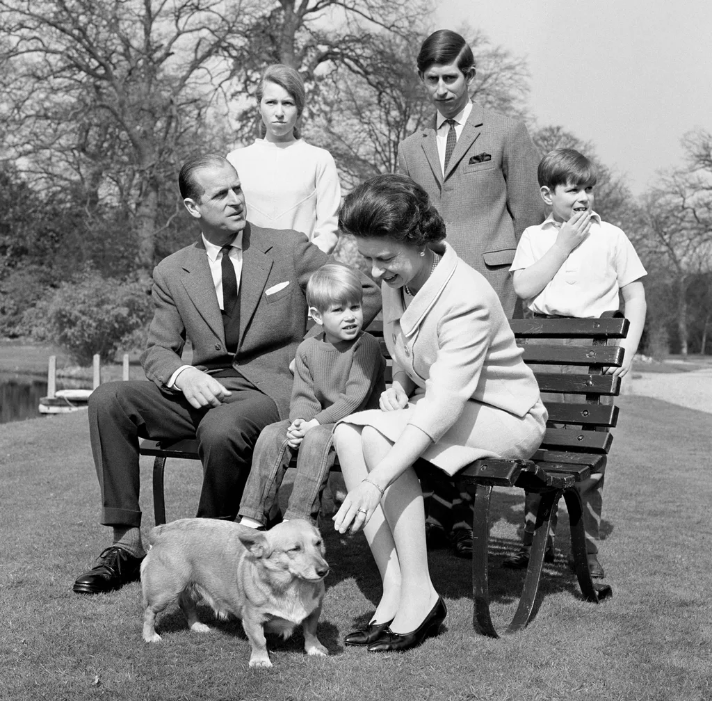 British royal family with a corgi
