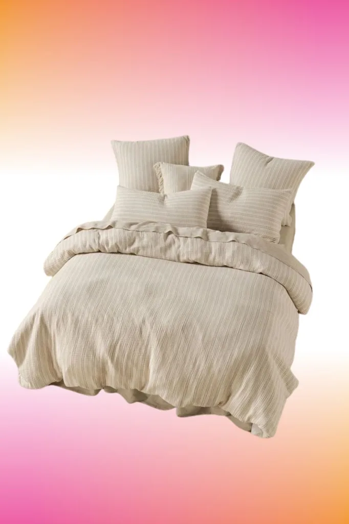 Linen House
Majorca Quilt Cover Set in Natural