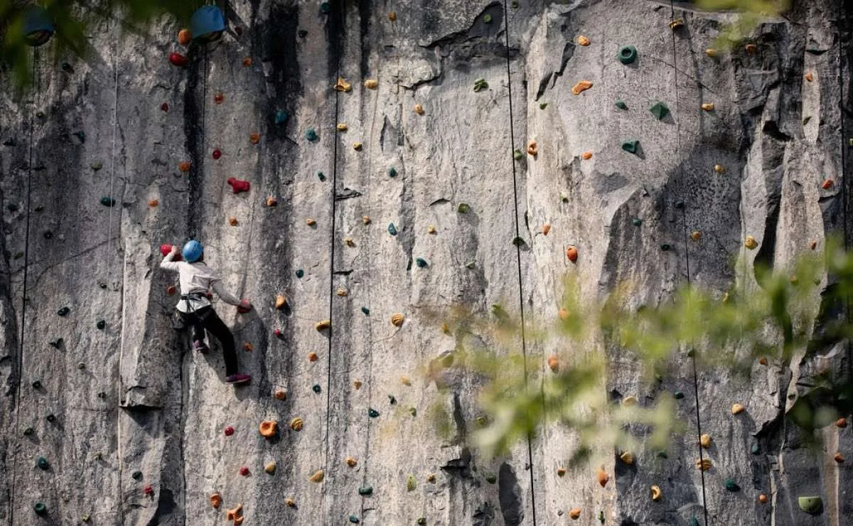 penny royal adventures launceston rock climbing