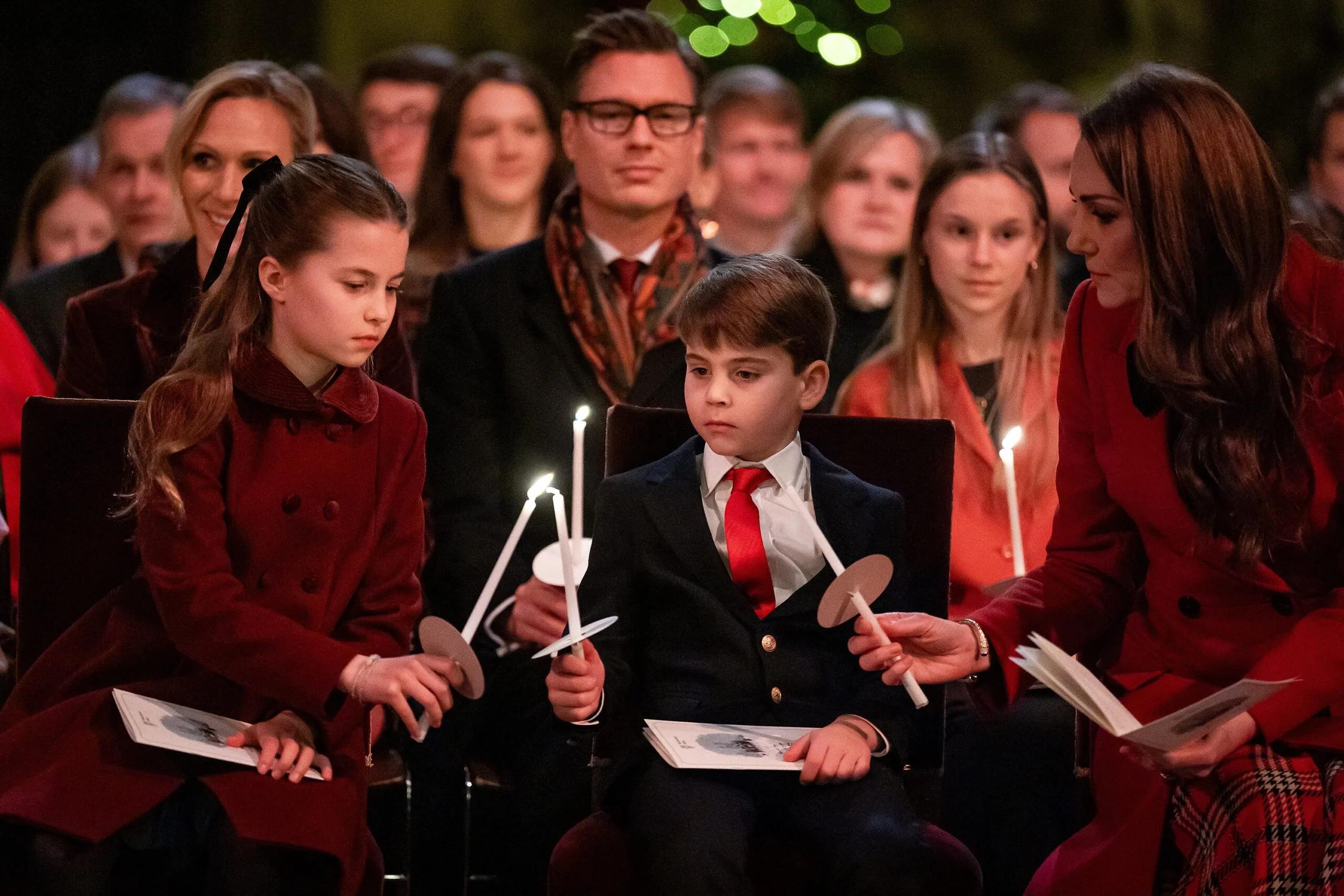 Princess Charlotte, Prince Louise and Kate at Westminster Abbey