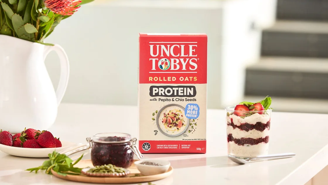 Cherry Chia Jam Protein Overnight Oats | New Idea