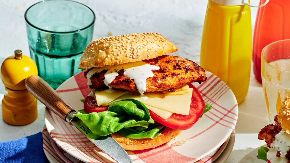 Portuguese chicken burgers