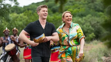 robert-irwin-julia-morris-im-a-celebrity