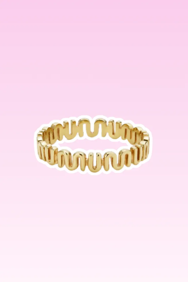 saint valentine mum ring gold
