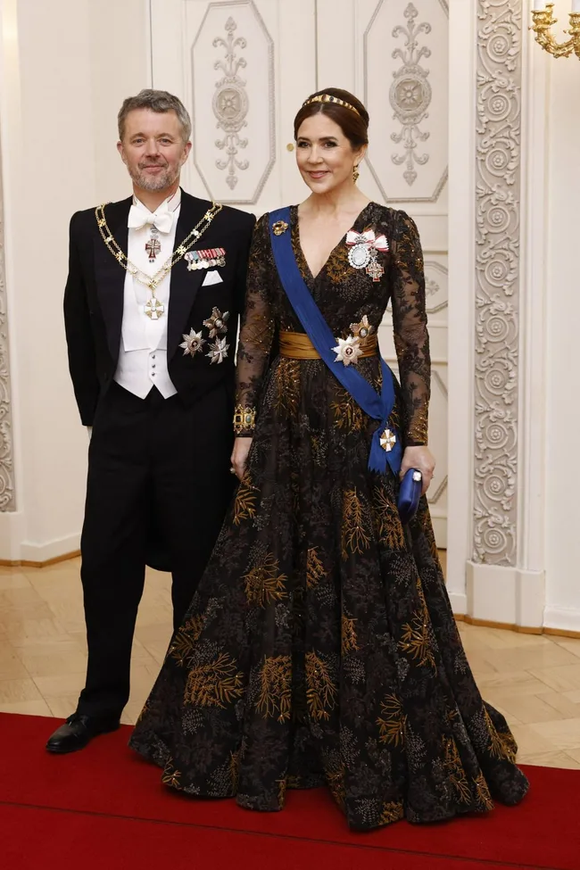 queen mary king frederik