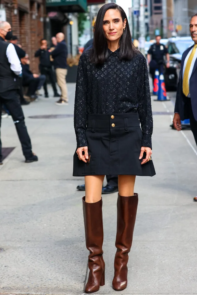 Jennifer Connelly wearing knee high boots