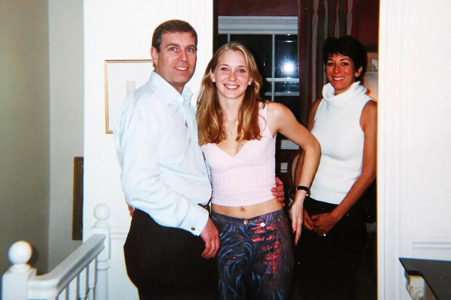 Virginia Giuffre prince andrew ghislaine maxwell