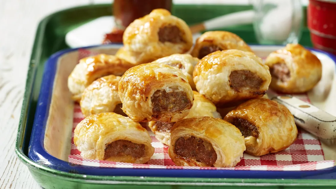 These Sausage Rolls with Relish Sauce are the best you'll ever try | New Idea