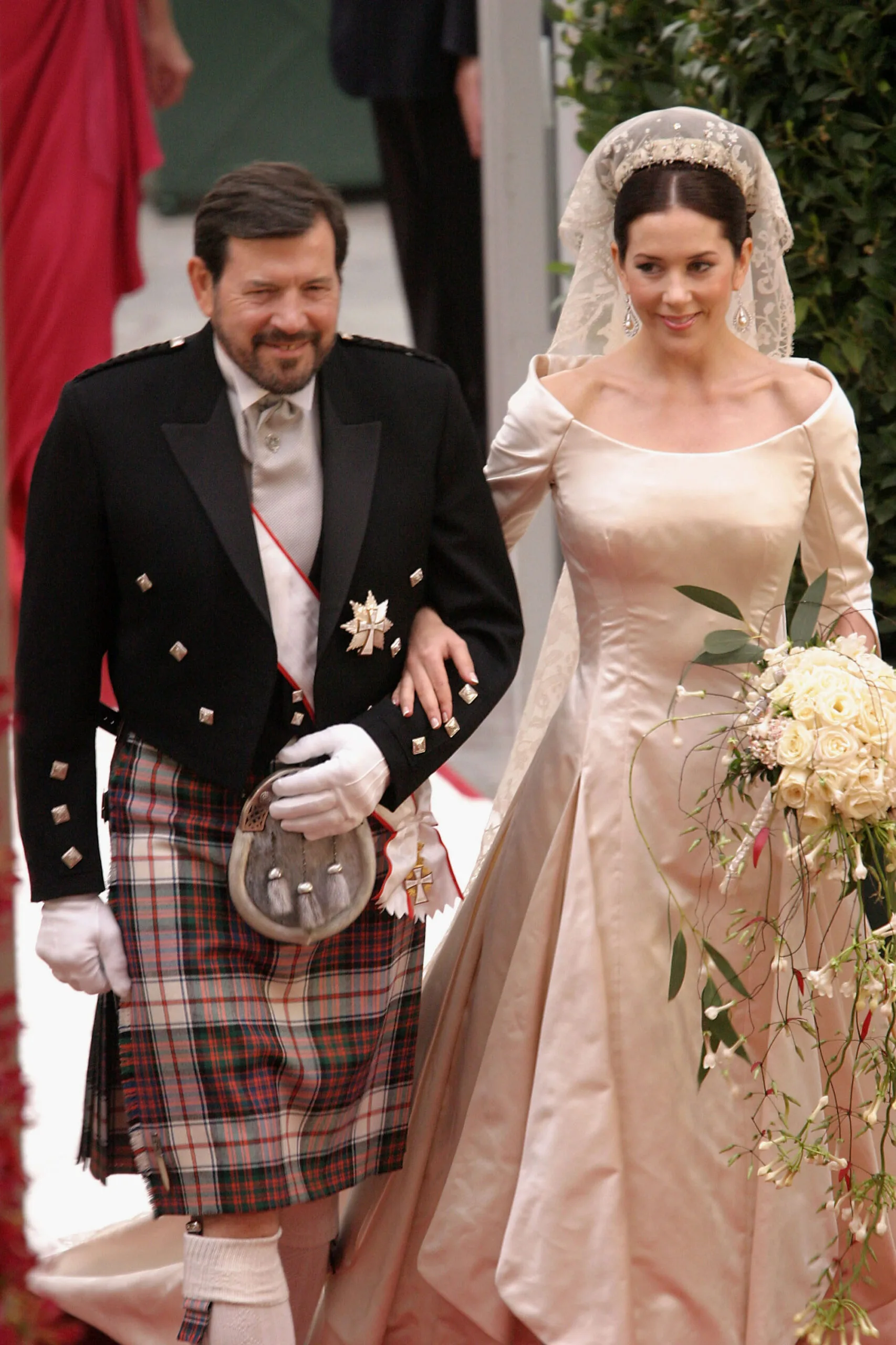 Queen Mary with her father John Donaldson at her wedding 