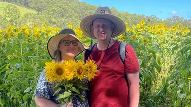 Jonathan "Jono" Fren Travel Guides and wife Dani