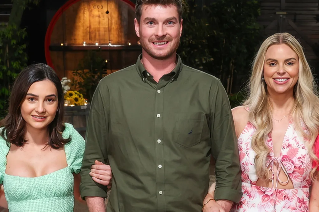 Farmer Wants a Wife claire clarette farmer thomas