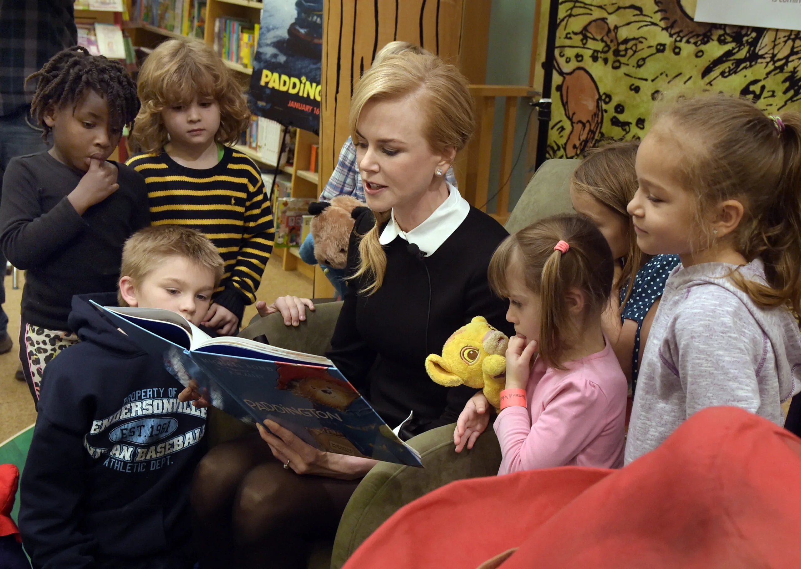 nicole kidman reading