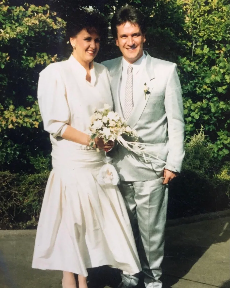 Kevin and Janetta Travel Guides wedding