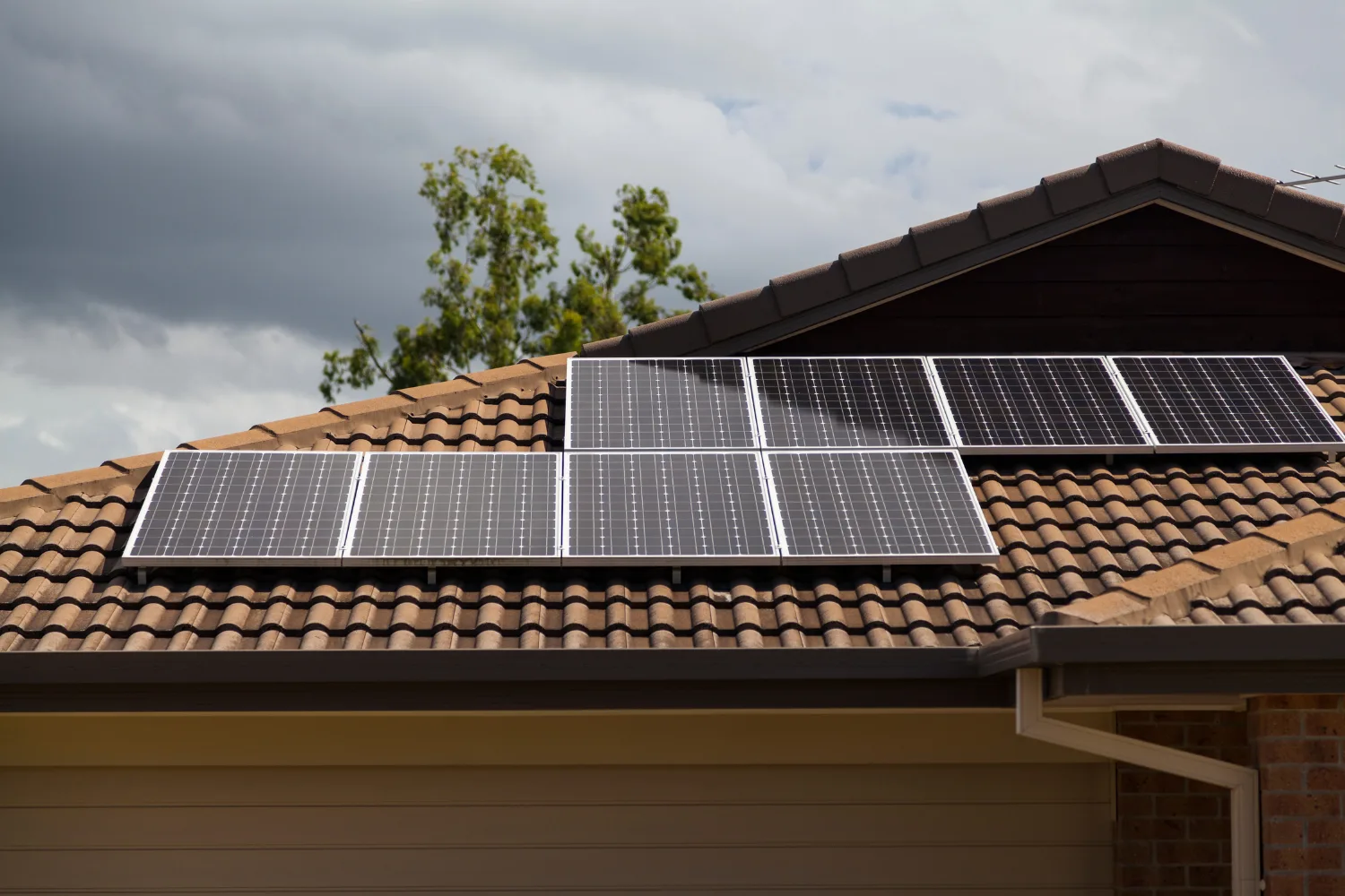solar panels on roof 