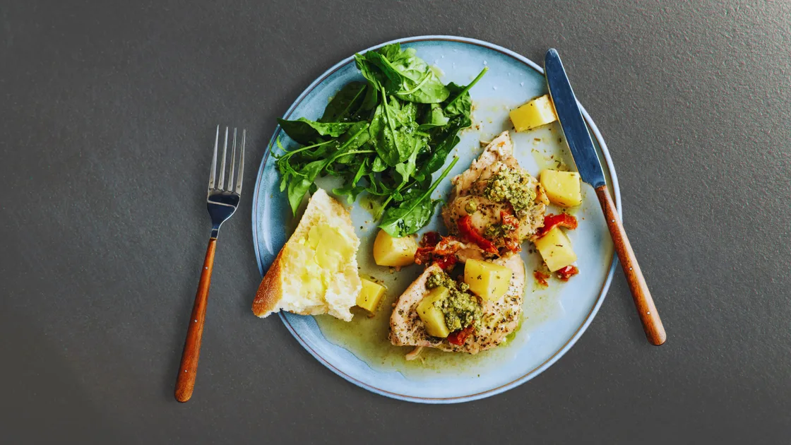 The tastiest Tuscan Chicken and Parmesan Potatoes recipe