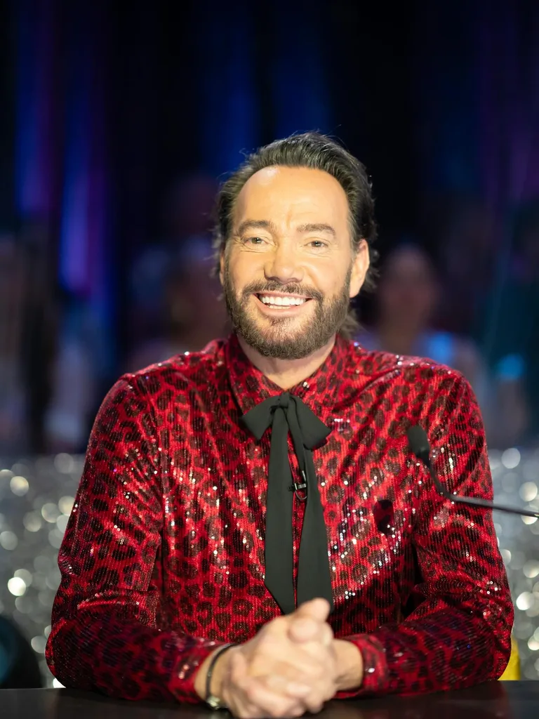 Craig Revel Horwood Dancing with the Stars