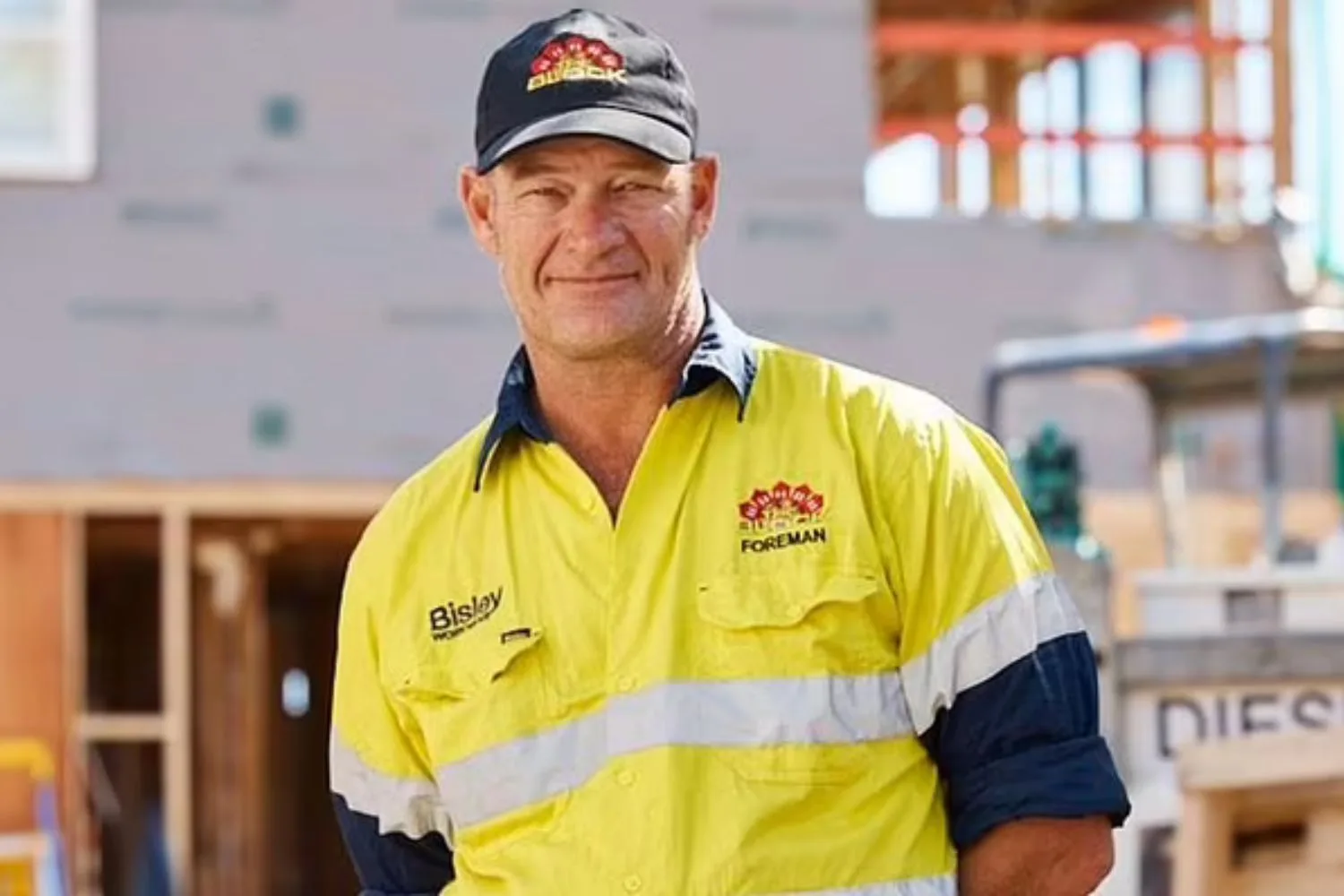 Foreman Keith in hi-vis on The Block
