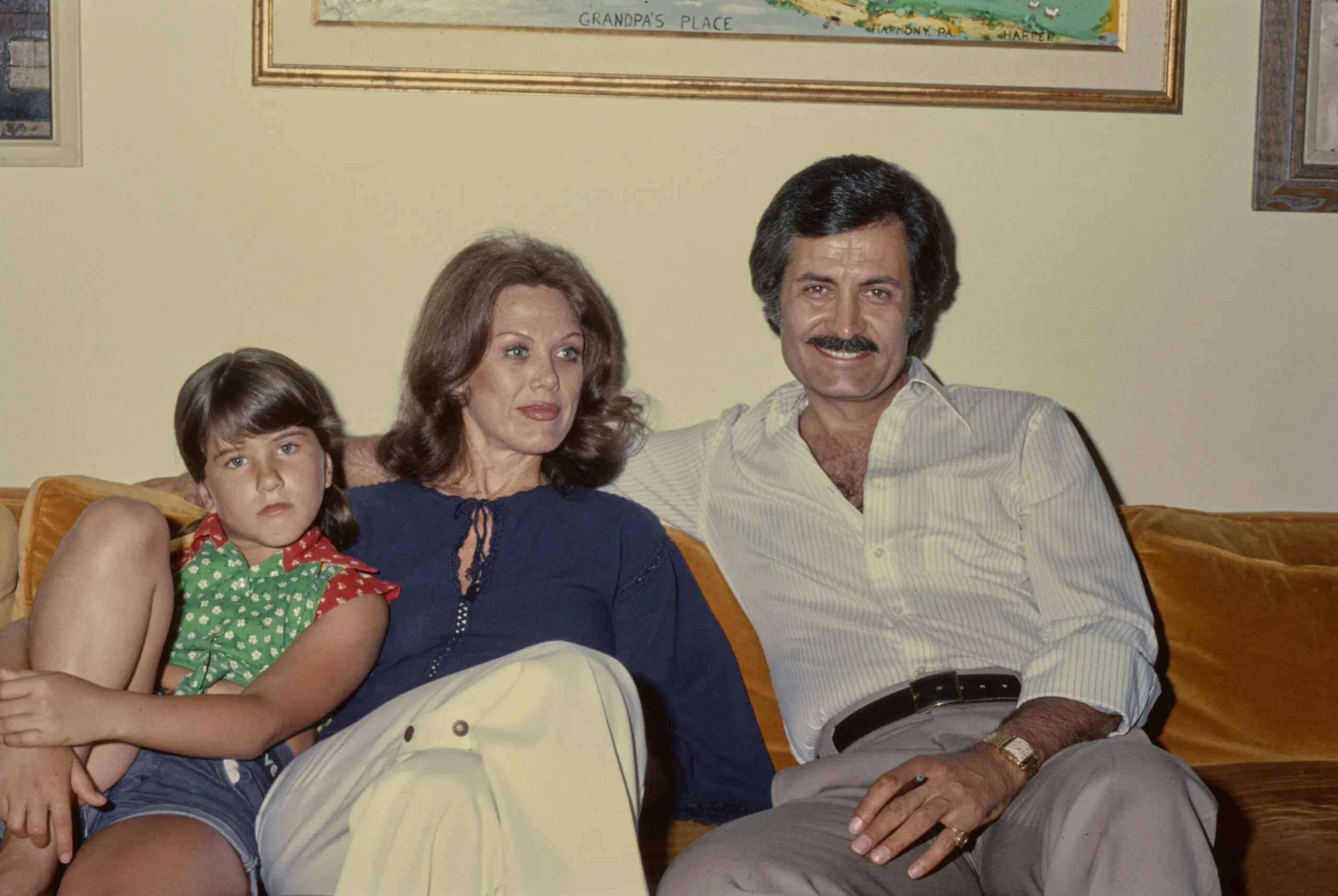 Jennifer Aniston pictured with her parents in 1975.