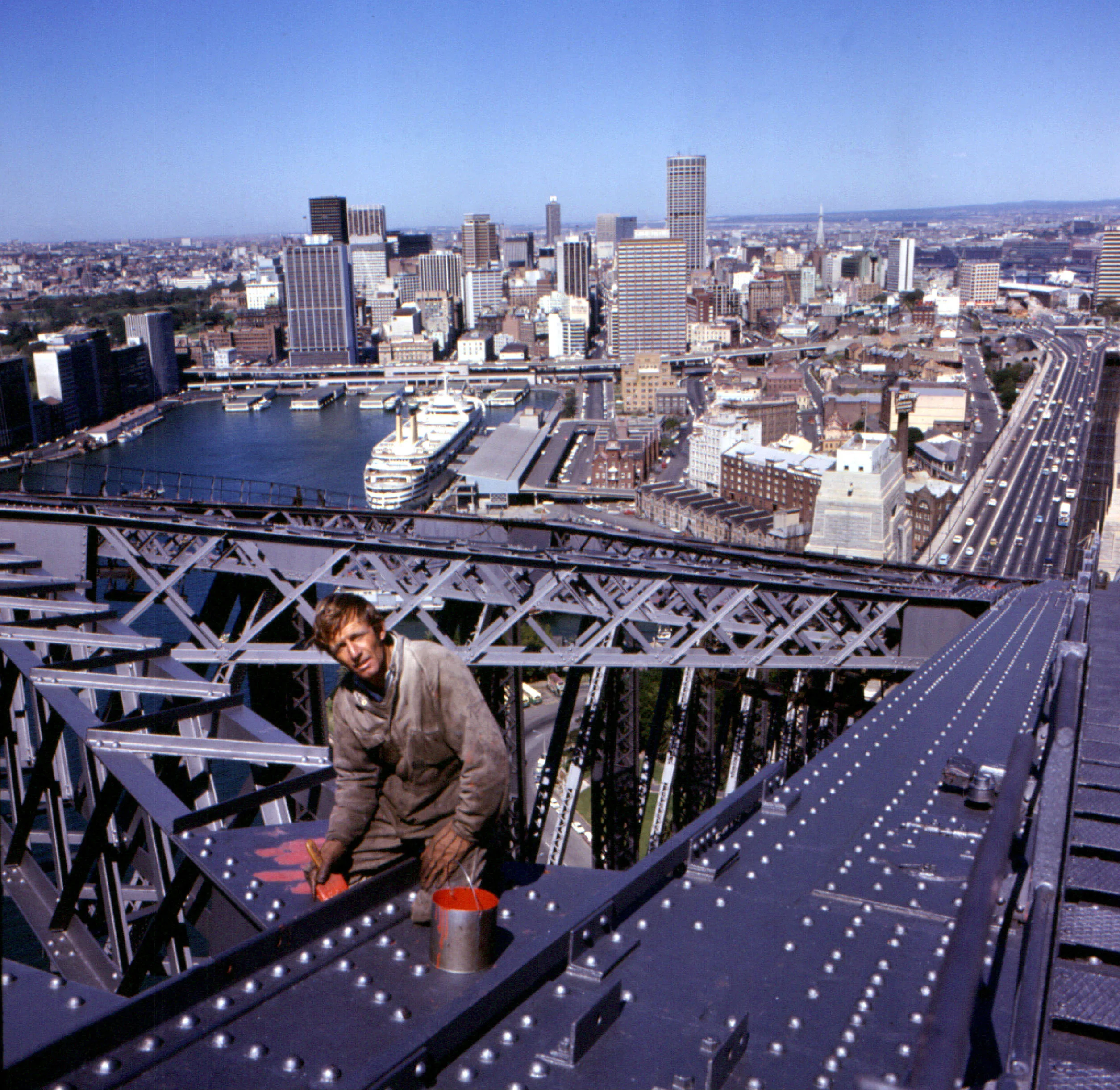 Paul Hogan Harbour bridge