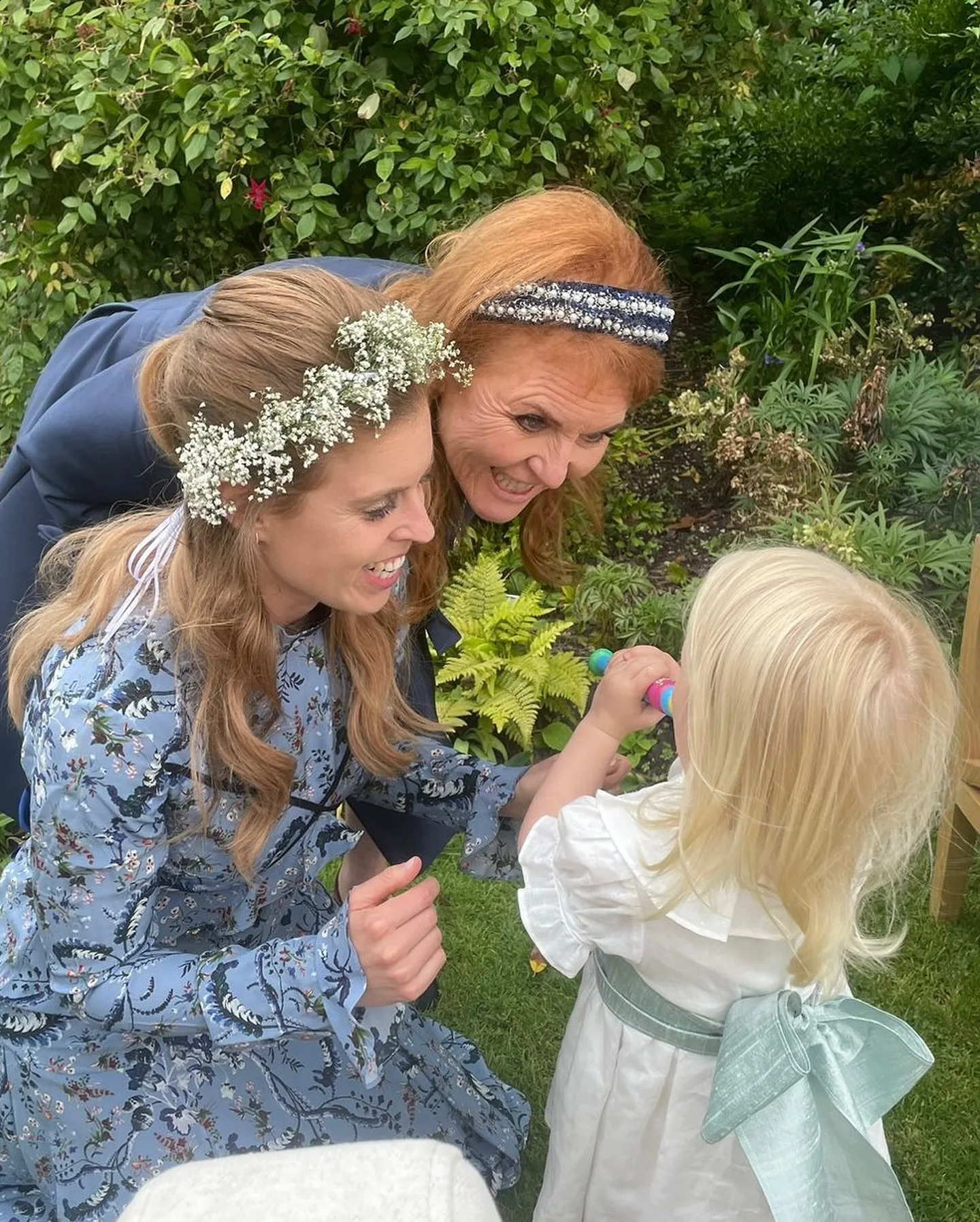 Princess Beatrice, Fergie and Sienna 
