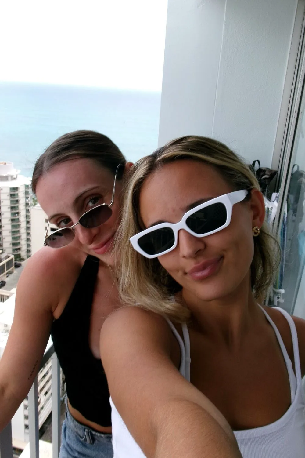 A selfie of Bree and Lainey from Gogglebox on holiday together in Hawaii