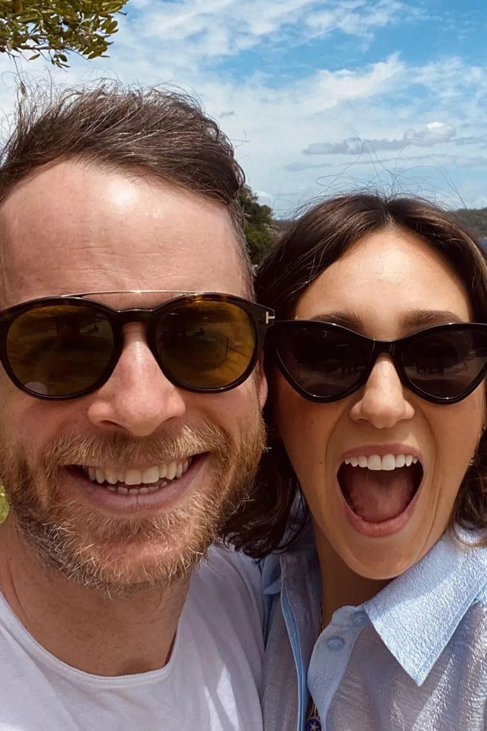 Hamish Blake pictured with wife Zoe Foster Blake outdoors