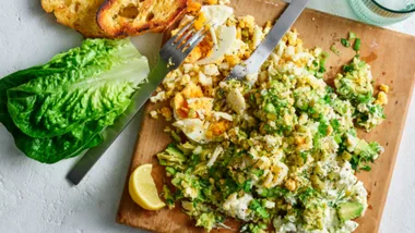 smashed egg and avo salad