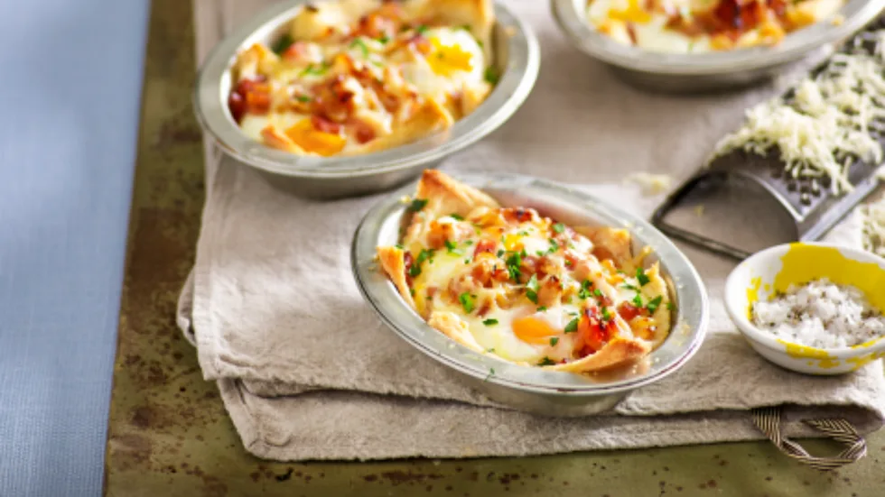 Egg and bacon pies