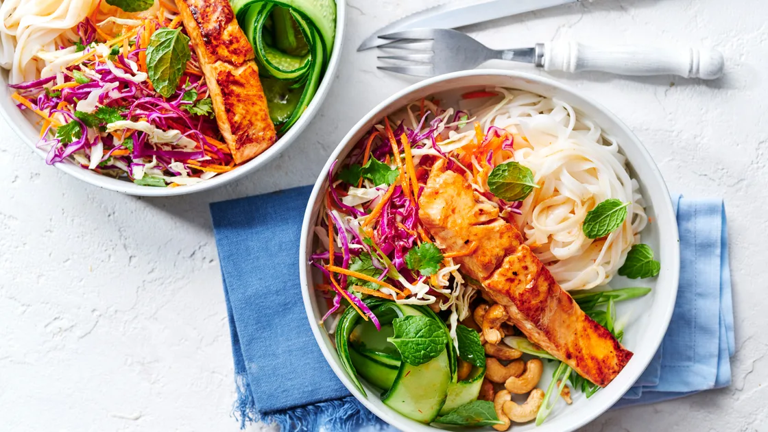 Love Asian fusion? Try these Asian Salmon Noodle Bowls | New Idea