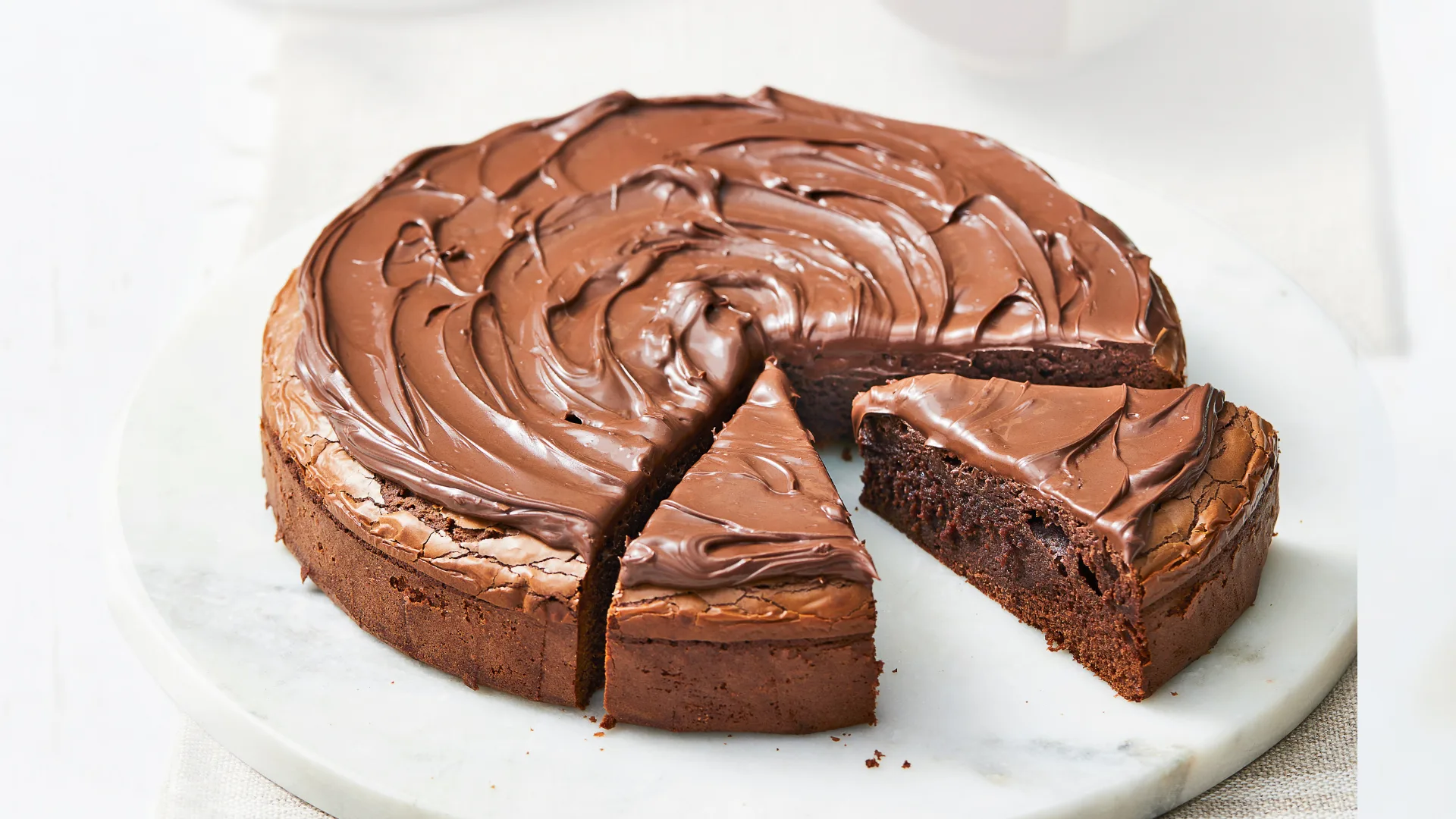 3-Ingredient Nutella Fudge Cake