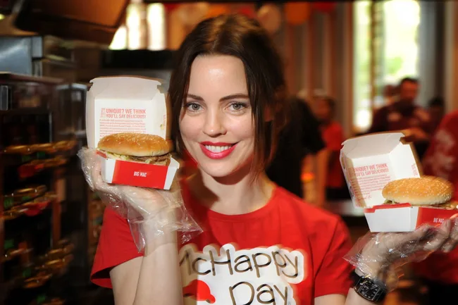 Melissa George McHappy Day