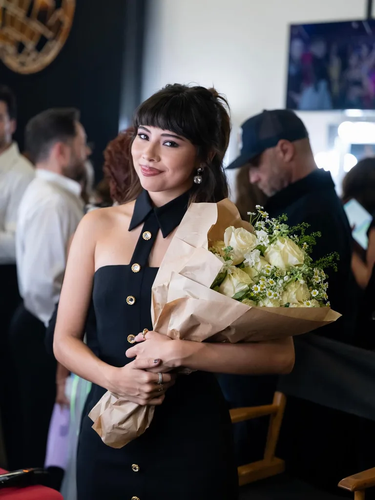 Robert Irwin Xochitl Gomez