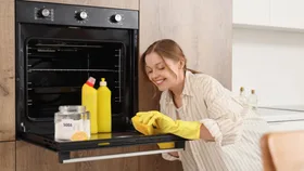 cleaning an oven