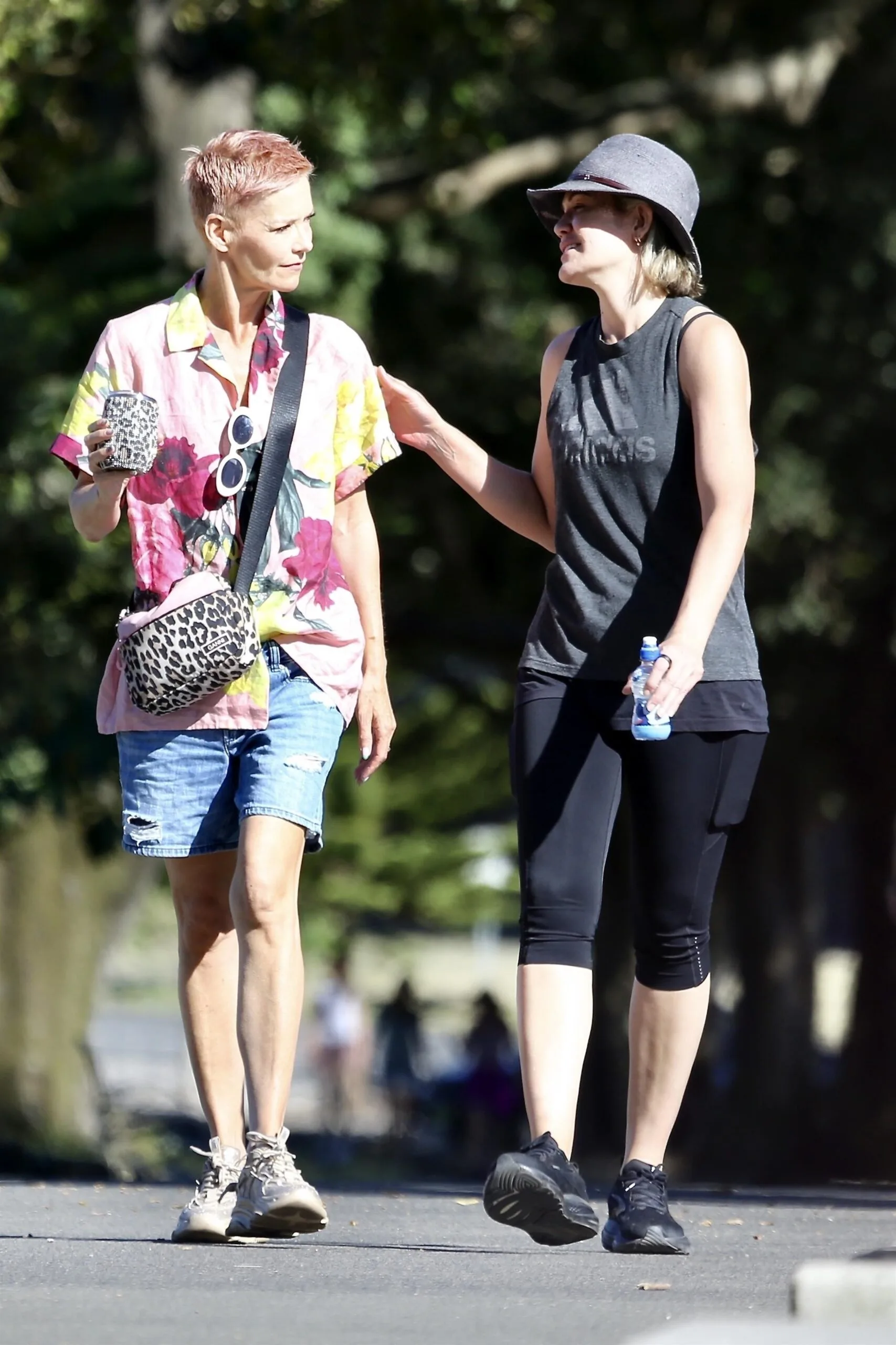 jessica rowe sarah harris