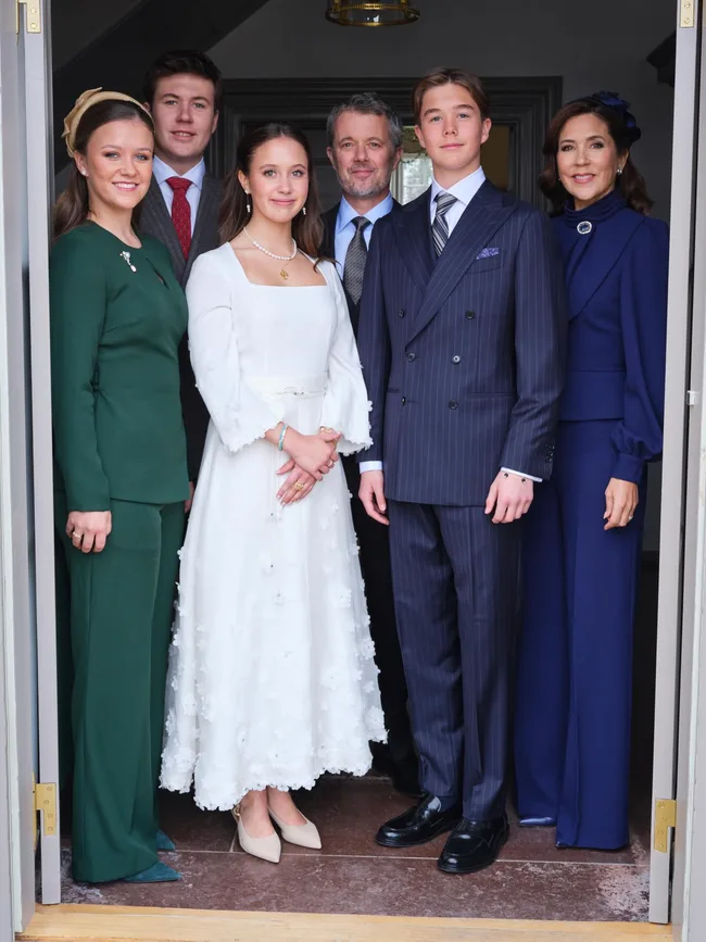 Danish family for Prince Vincent and Princess Josephine confirmation