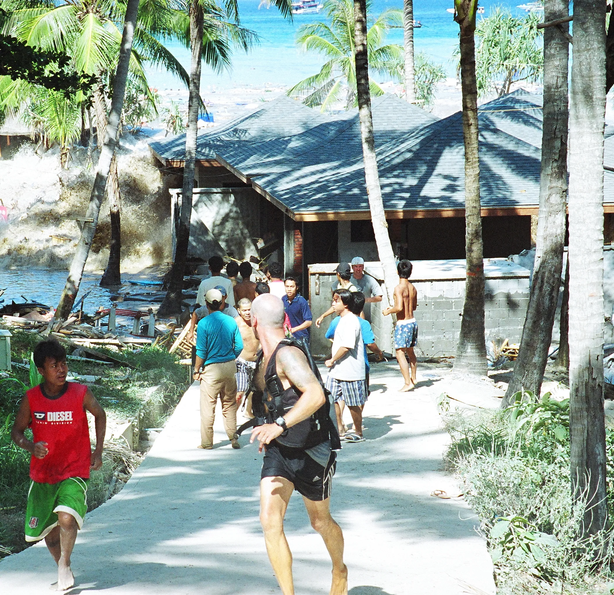 2004 Thailand tsunami.