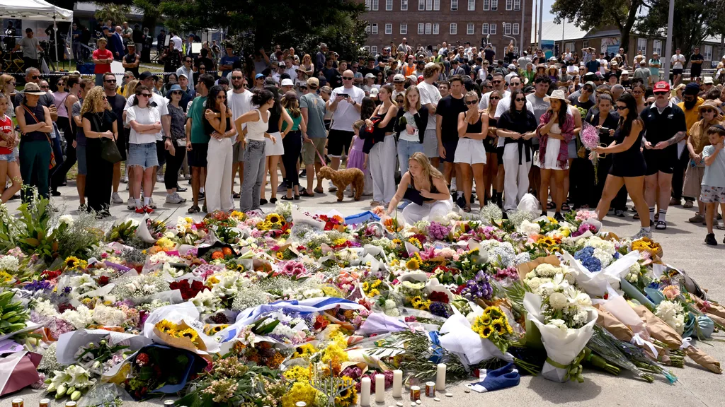 Bondi Beach shooting tributes