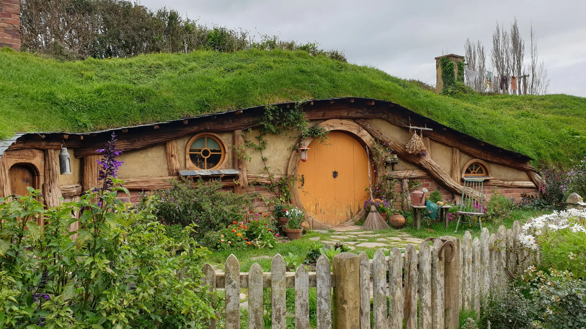 Hobbiton movie set