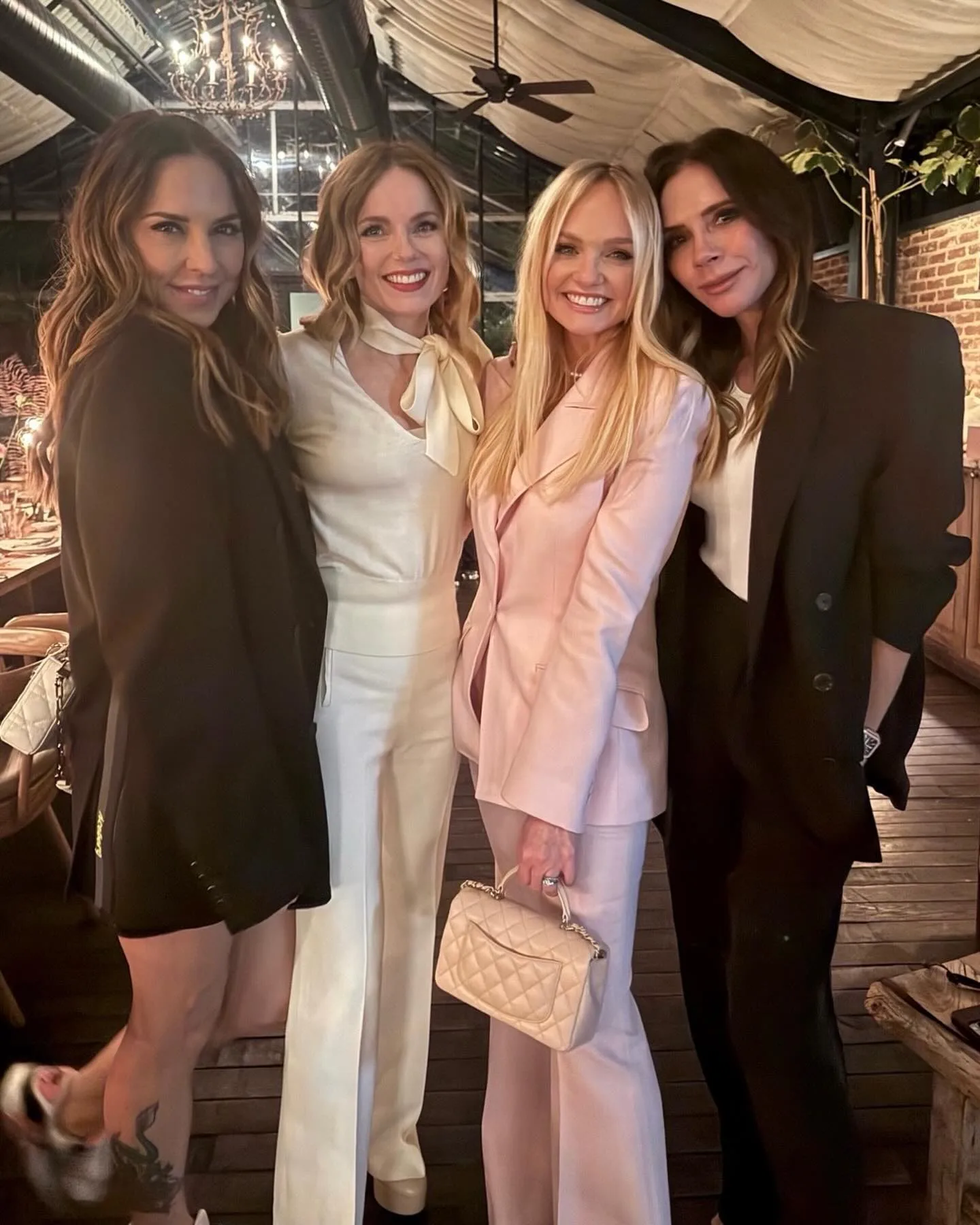 melanie chisholm, geri halliwell, emma bunton, victoria beckham
the spice girls