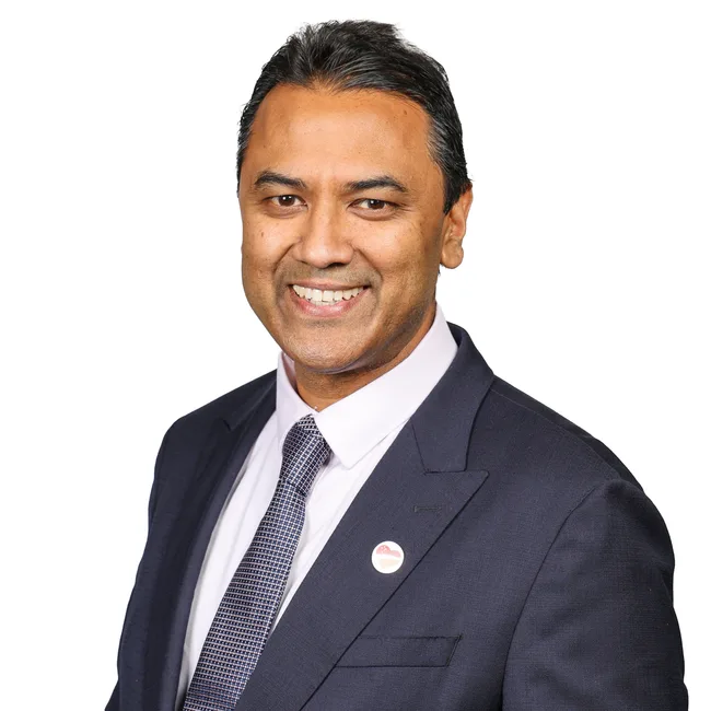 Dr Rolf Gomes Queensland 2026 Australian of the year