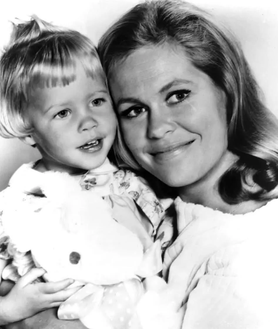 Erin Murphy Elizabeth Montgomery.