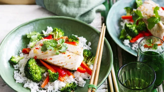 Steamed Thai-style fish with rice