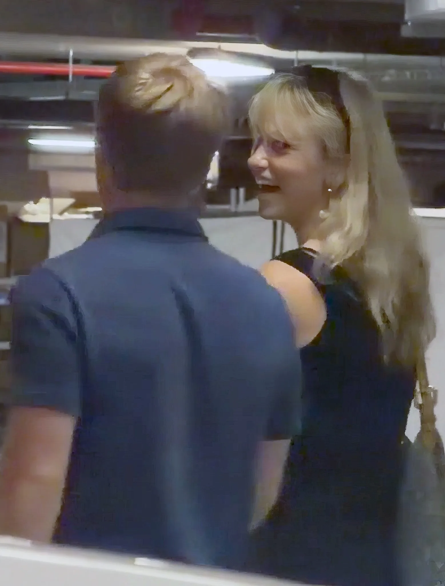 Robert Irwin, blonde woman