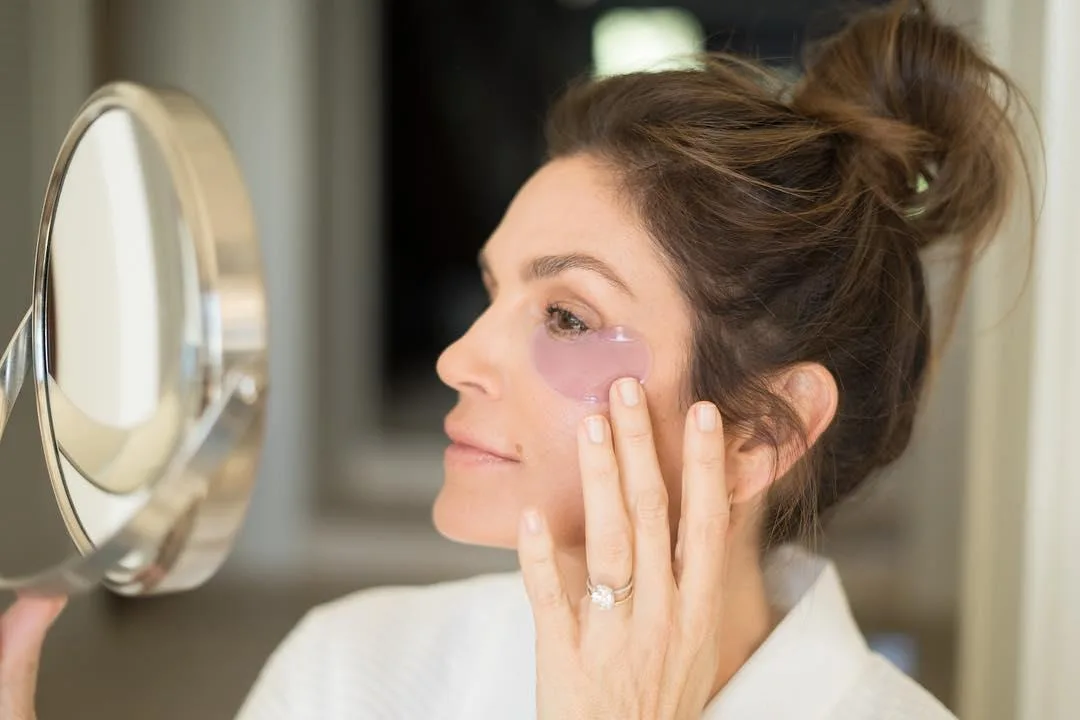 cindy crawford wearing under eye patches 