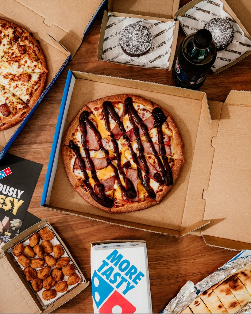 Domino's BBQ Cheesy Meats Pizza