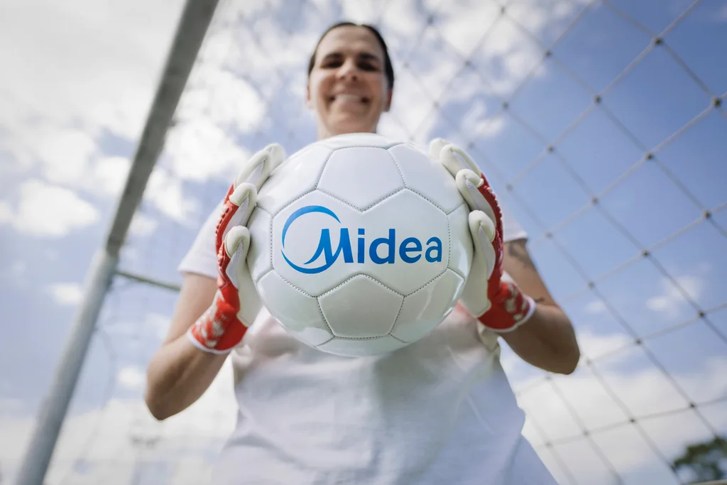 Midea Lydia Williams