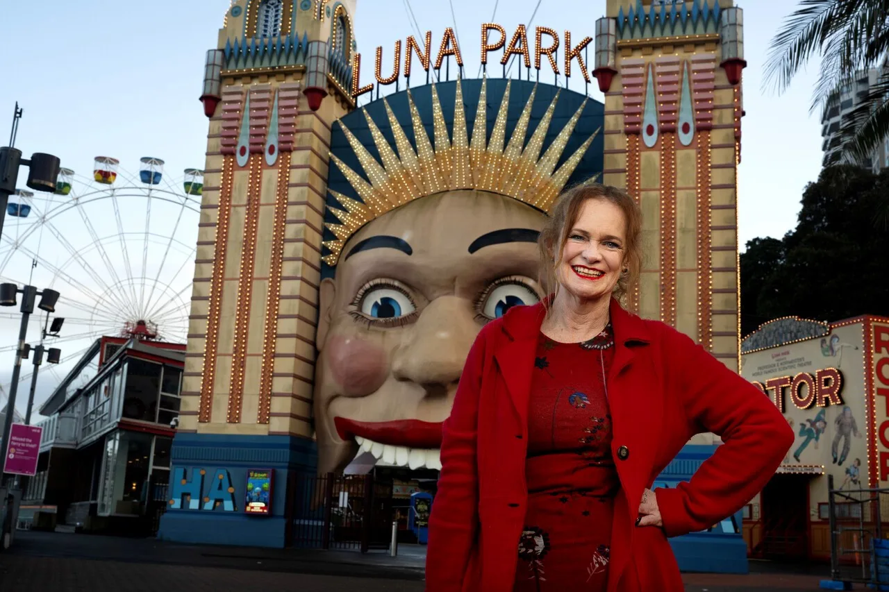 Helen Pitt at Luna Park