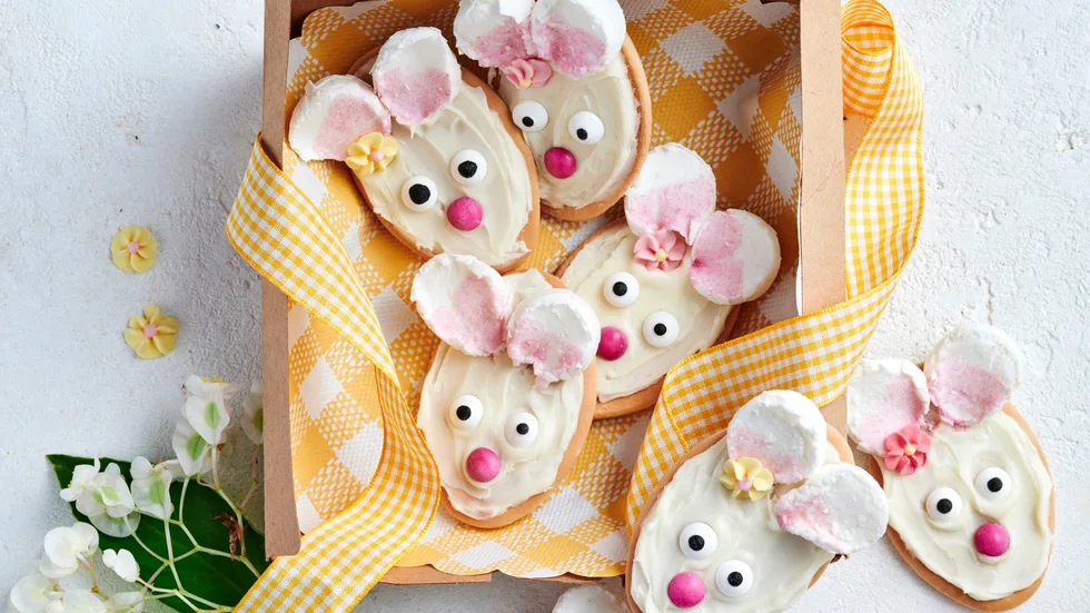 Easter bunny biscuits
